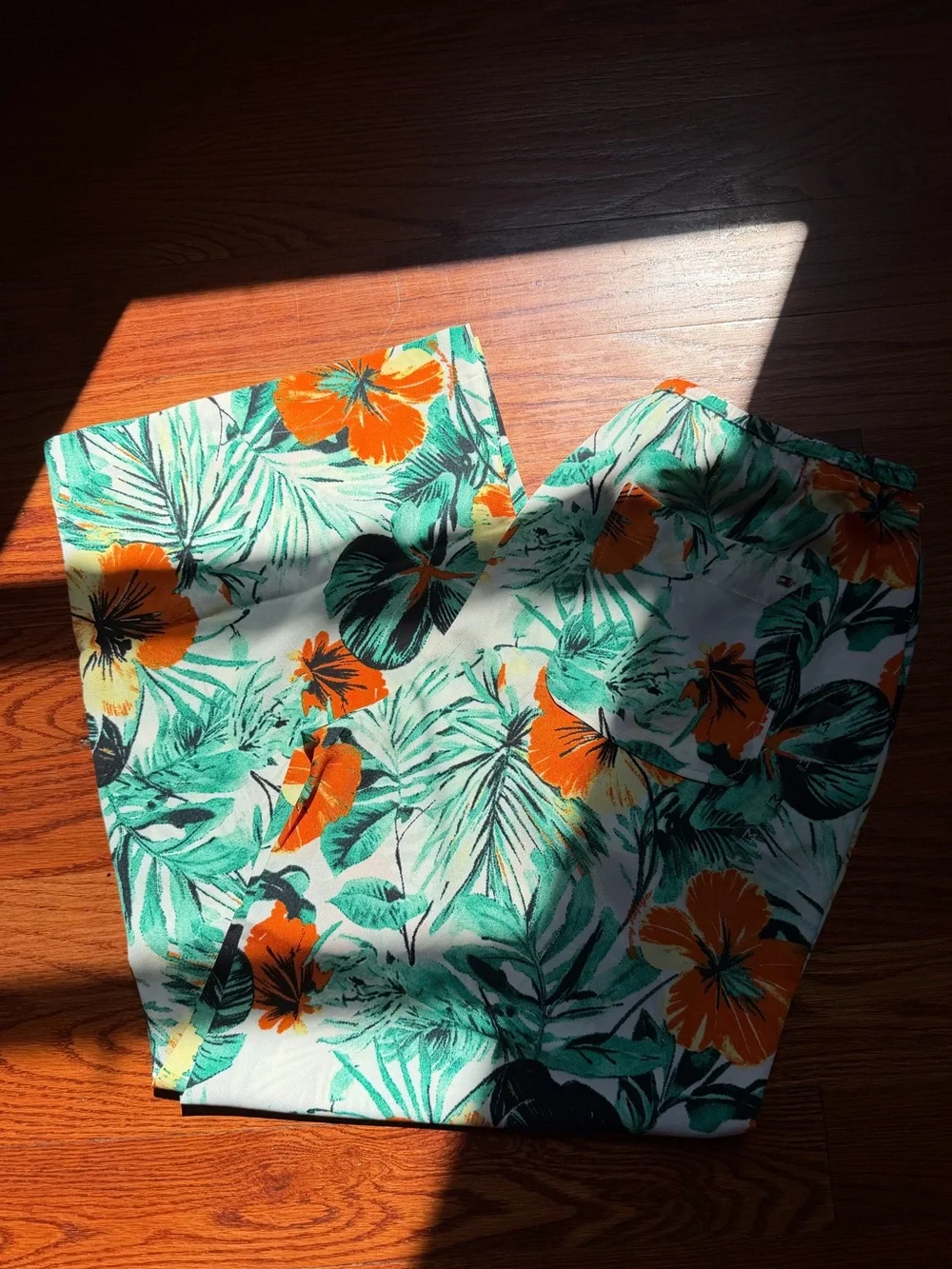 NWOT TOMMY HILFIGER Tropical Floral Wide-Leg Pants - Orange & Green / Size M